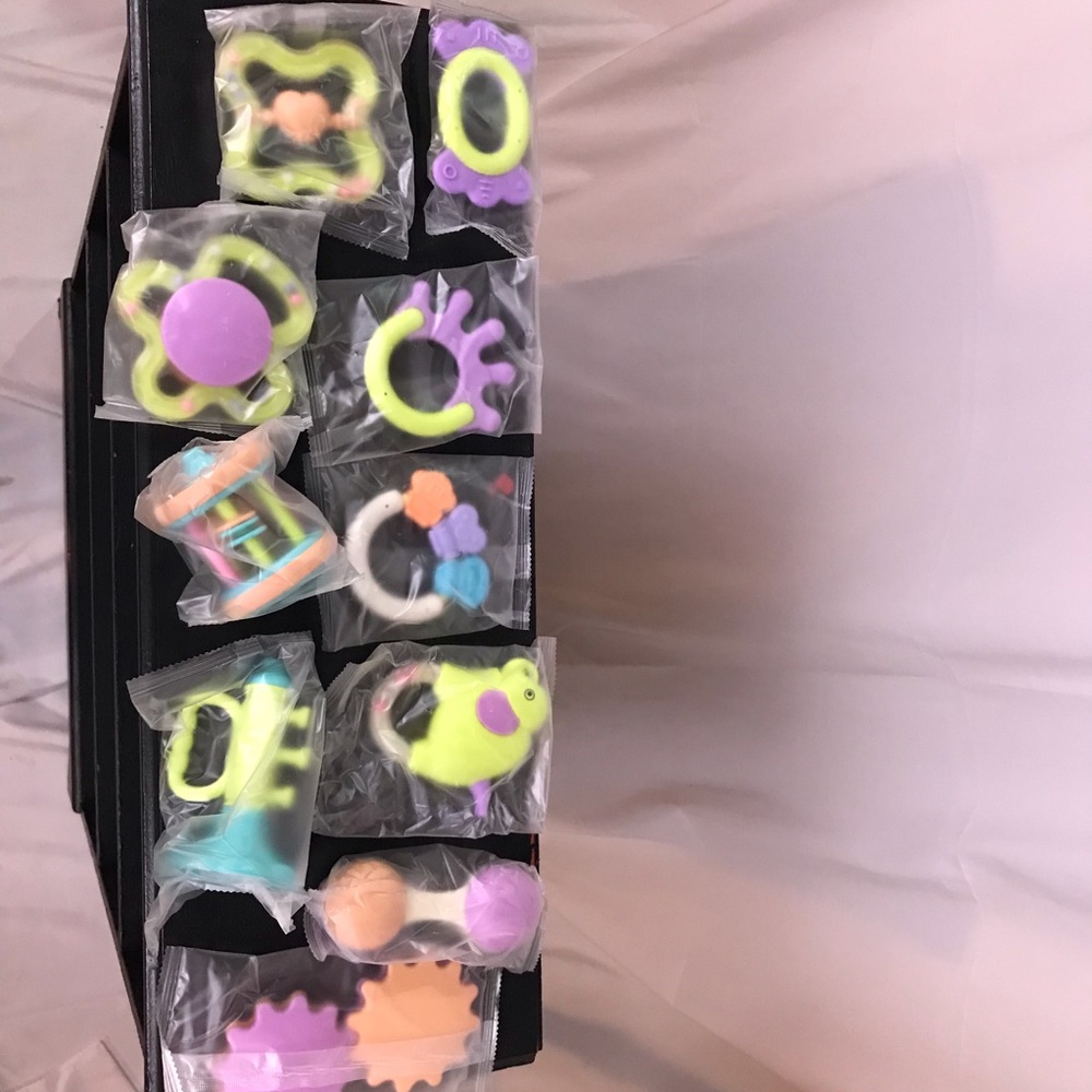 10 Baby Rattles - Picture 7 of 7